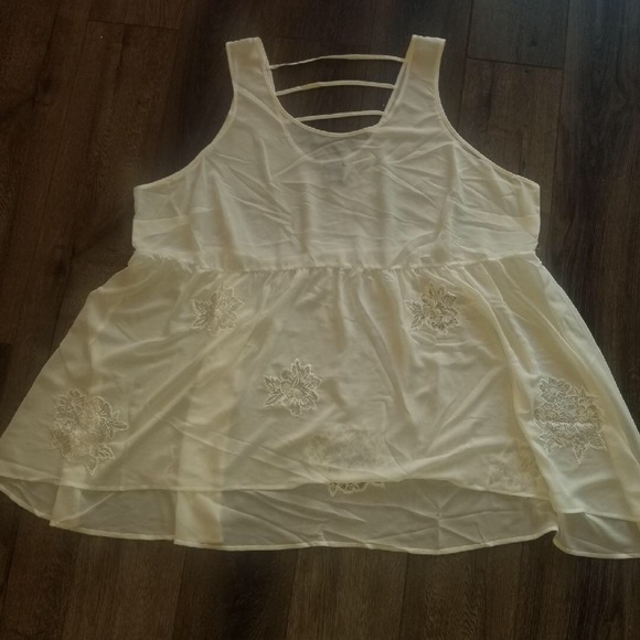 Torrid White Semi Sheer Ciffon Tank - Picture 5 of 6